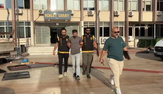 Hırsızlıktan Aranan Şahıs Kafede Yakalandı
